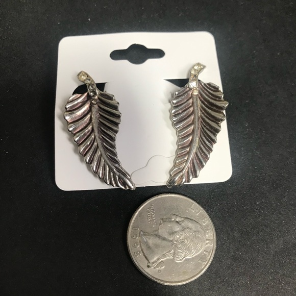 Large Silver Tone Vintage Leaf Earrings Clip On Rhinestone stems - Picture 2 of 4